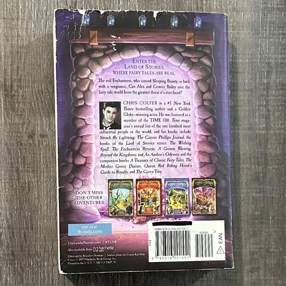 💞 The Land of Stories: The Enchantment Returns by Chris Colfer